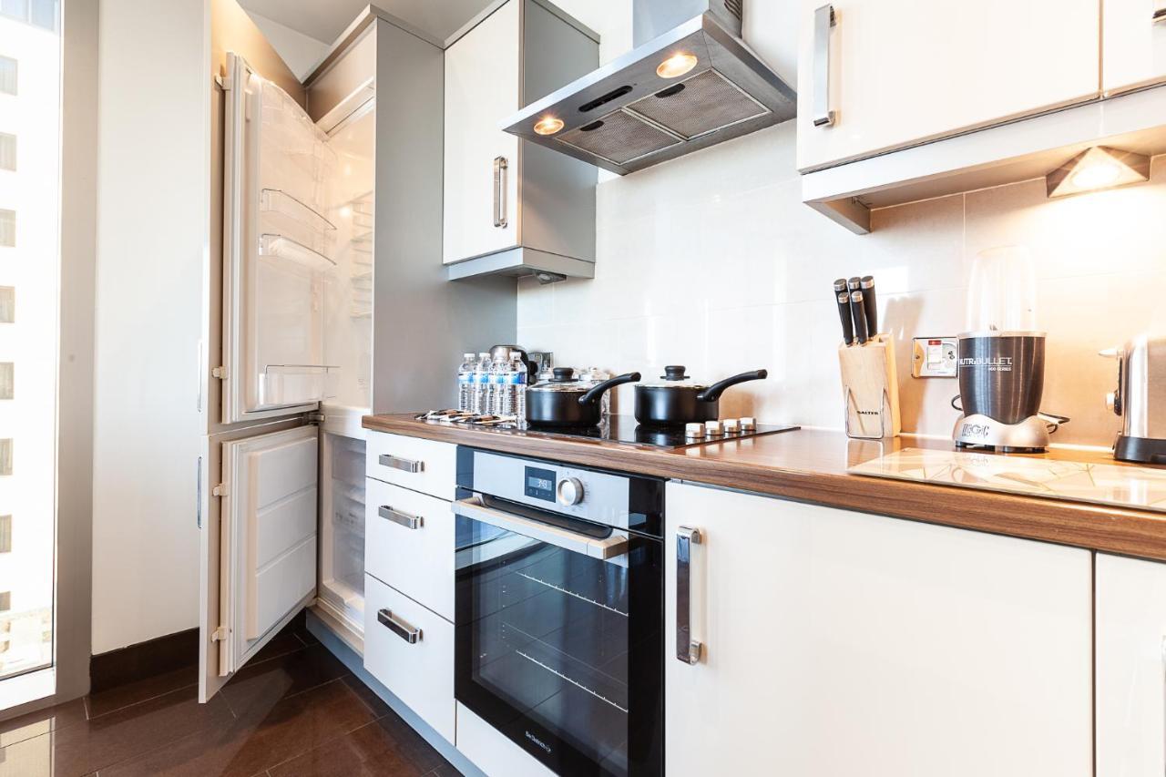 2 Bedroom 2 Bathroom Apartment In Central Milton Keynes With Free Parking And Smart Tv - Contractors, Relocation, Business Travellers Екстериор снимка