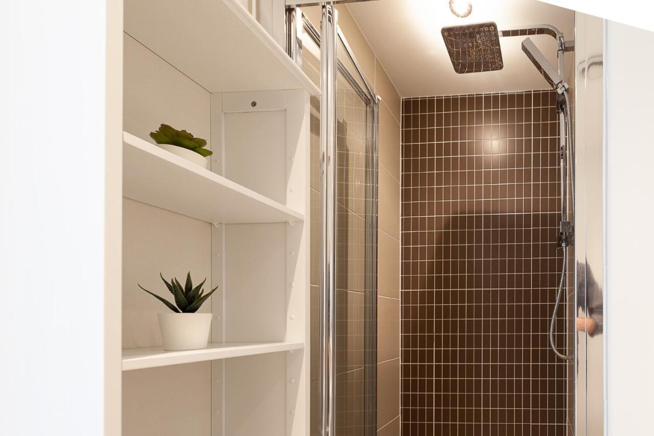 2 Bedroom 2 Bathroom Apartment In Central Milton Keynes With Free Parking And Smart Tv - Contractors, Relocation, Business Travellers Екстериор снимка